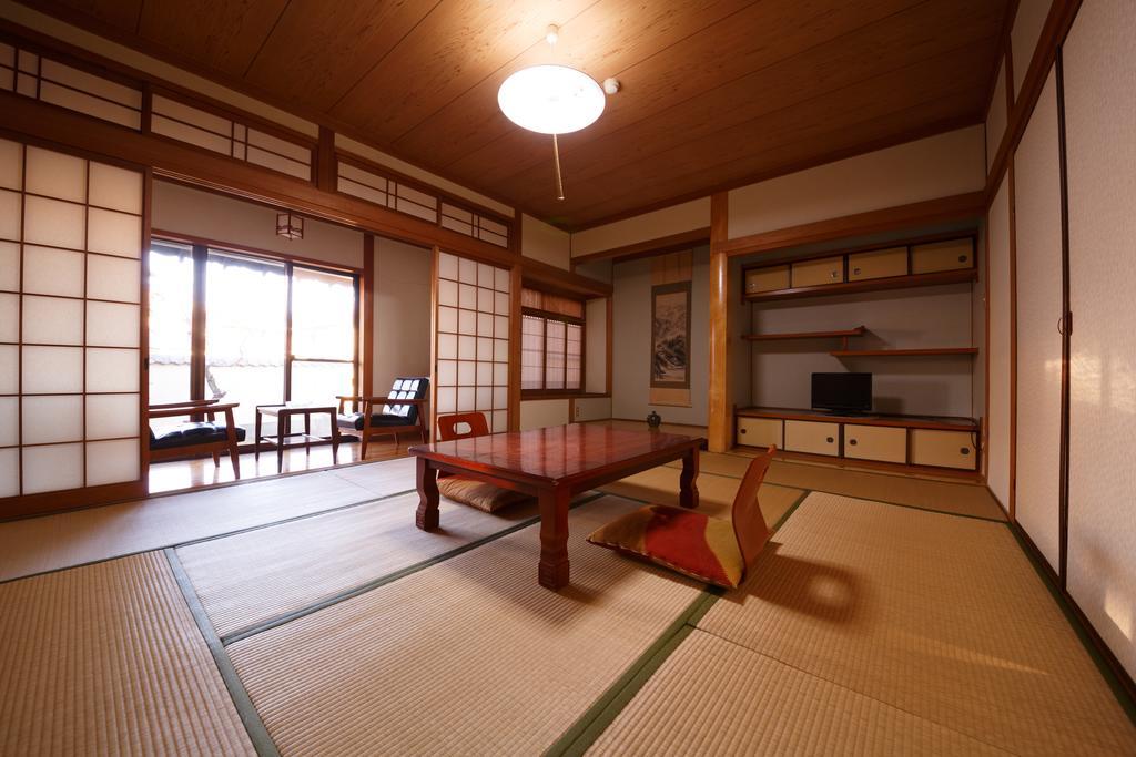 Yufuin Ryokan Tadaima المظهر الخارجي الصورة